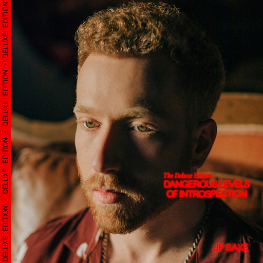 情侣把冰块放在女方的屁股上变态文
